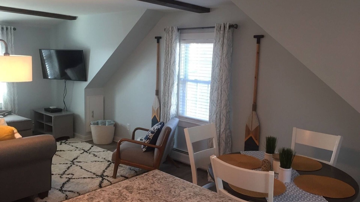 Camp Ellis Apartment | Newly Furnished One Bedroom Just Steps to Ferry Beach