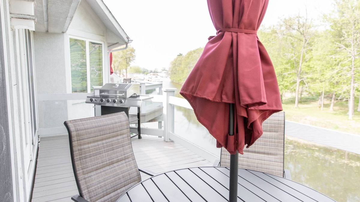Caseville House | Newly Listed 3 Bedroom River Front Townhouse Unit 3