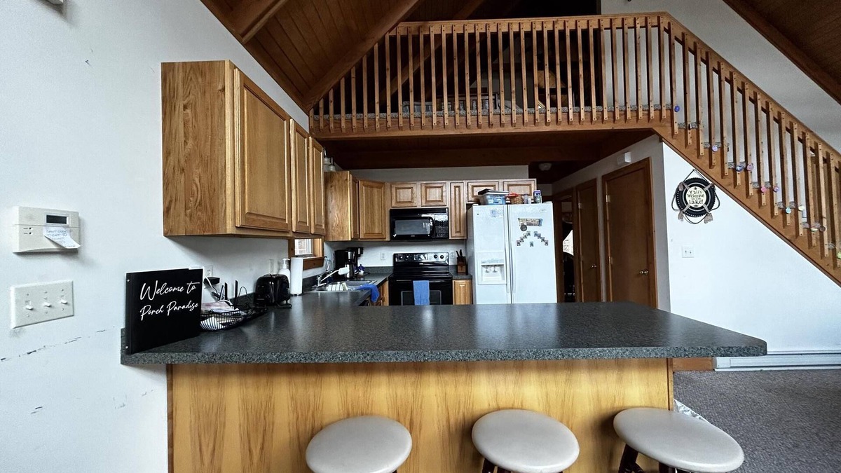 Alpine Lake House | Newly Listed!! Spacious secluded 3 bedroom w/loft cabin