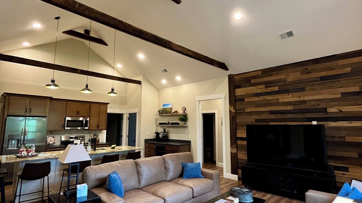 Richmond House | Newly opened 3 BDRM Silver Creek Loft- Luxury in Historic Farm Barn Setting