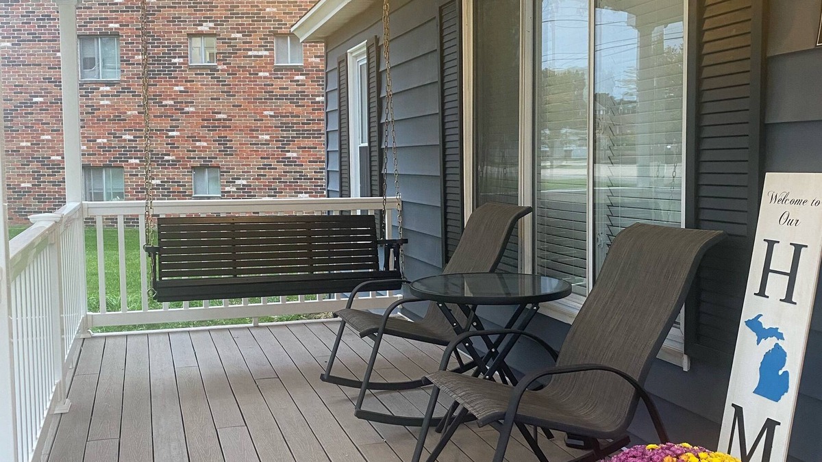 North Street House | Newly Remodeled, Comfy Home w/Large Fenced Yard