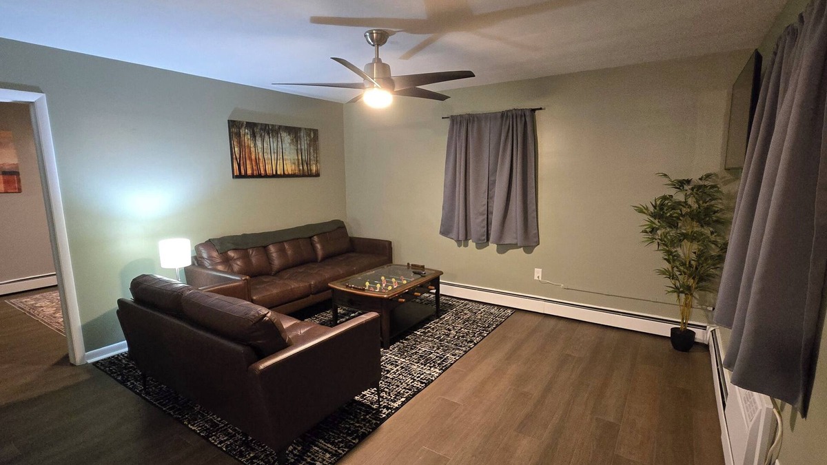 Dayton Apartment | Newly remodeled 1-bedroom apartment with washer and dryer in Dayton