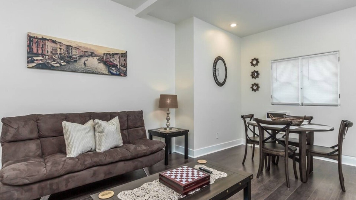 Pico-Union Apartment | NEWLY REMODELED! 2BR 1BA near LA Convention Center