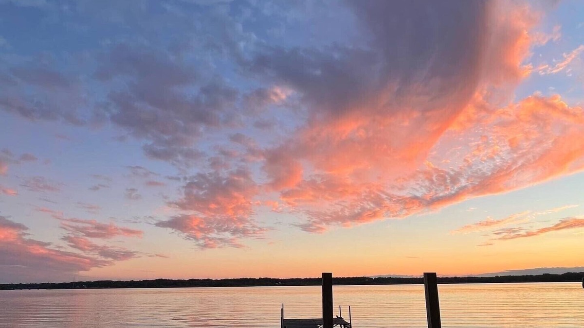 Cayuga House | Newly remodeled Cayuga Cottage with private dock on the sunset bay.