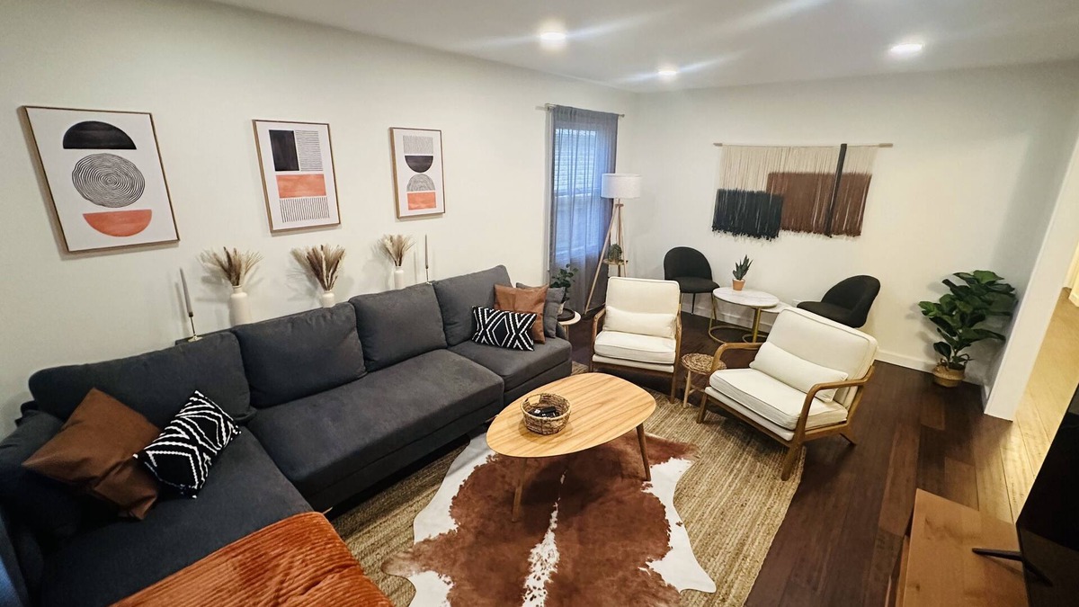 Bloomington House | Newly remodeled, family home - close to IU campus