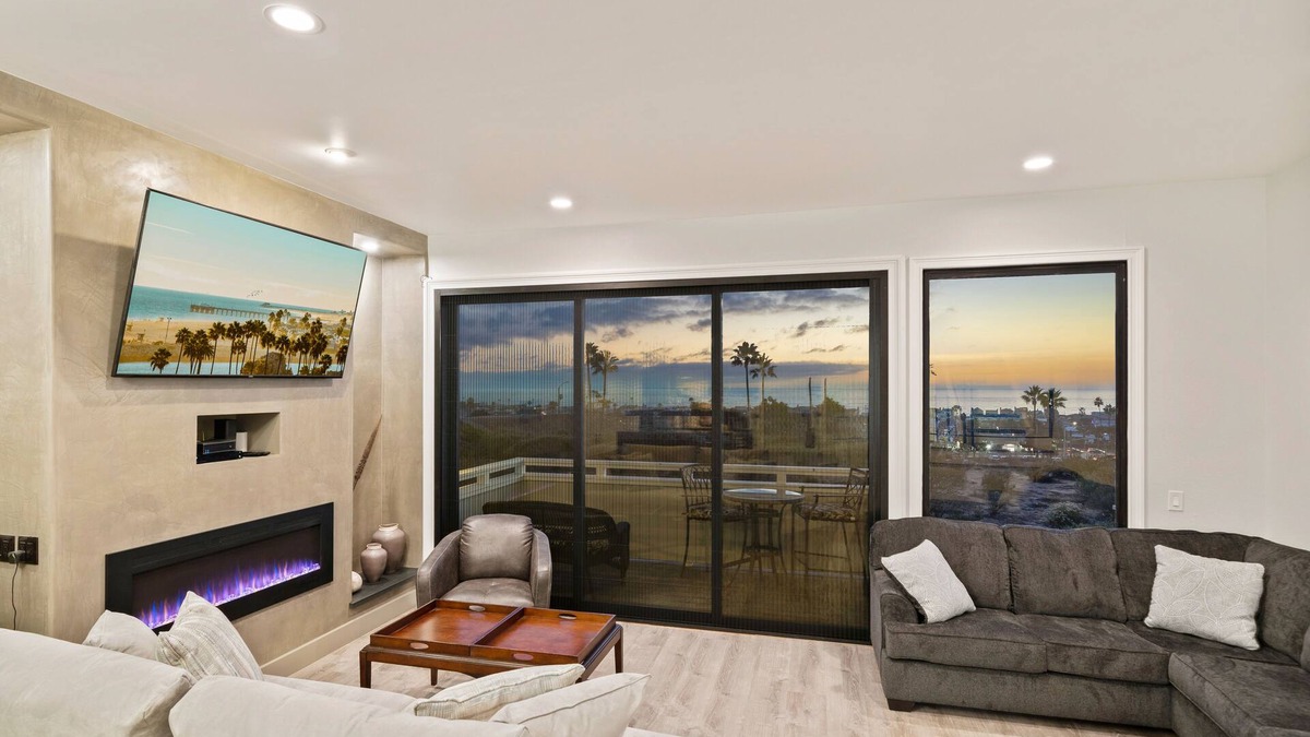 Santa Ana Heights House | Newly remodeled home with breathtaking ocean view.