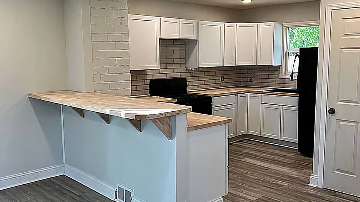 Canton House | Newly remodeled Home 1.6 miles away from the hall of fame. FULLY FURNISHED!