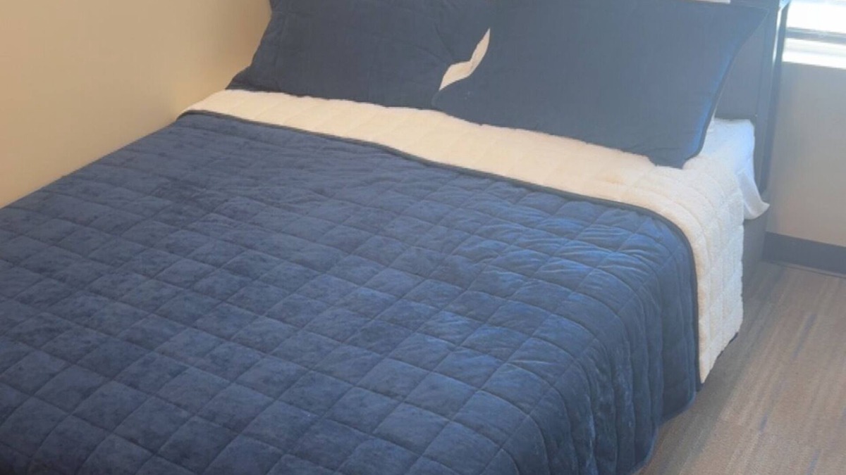 Mattoon Hotel | Newly Remodeled! - Suite A3 - King and Queen Two Room Suite