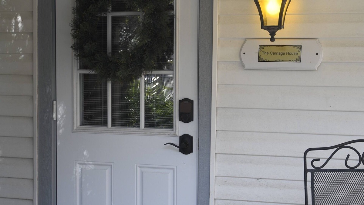 Fruitland Park Apartment | Newly Remodeled 1 Bedroom, 1 Bath Suite with Grill Close to the Villages