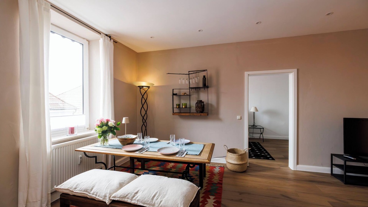 Diessen am Ammersee Apartment | Newly renovated apartment in the middle of the village - dog friendly