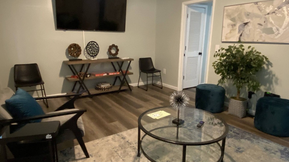Palmetto Dunes Villa | Newly Renovated Cozy/Modern Pet-Friendly Villa for the entire family to enjoy.