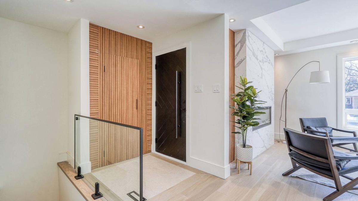 Richview House | Newly renovated 04 bedroom house in Toronto