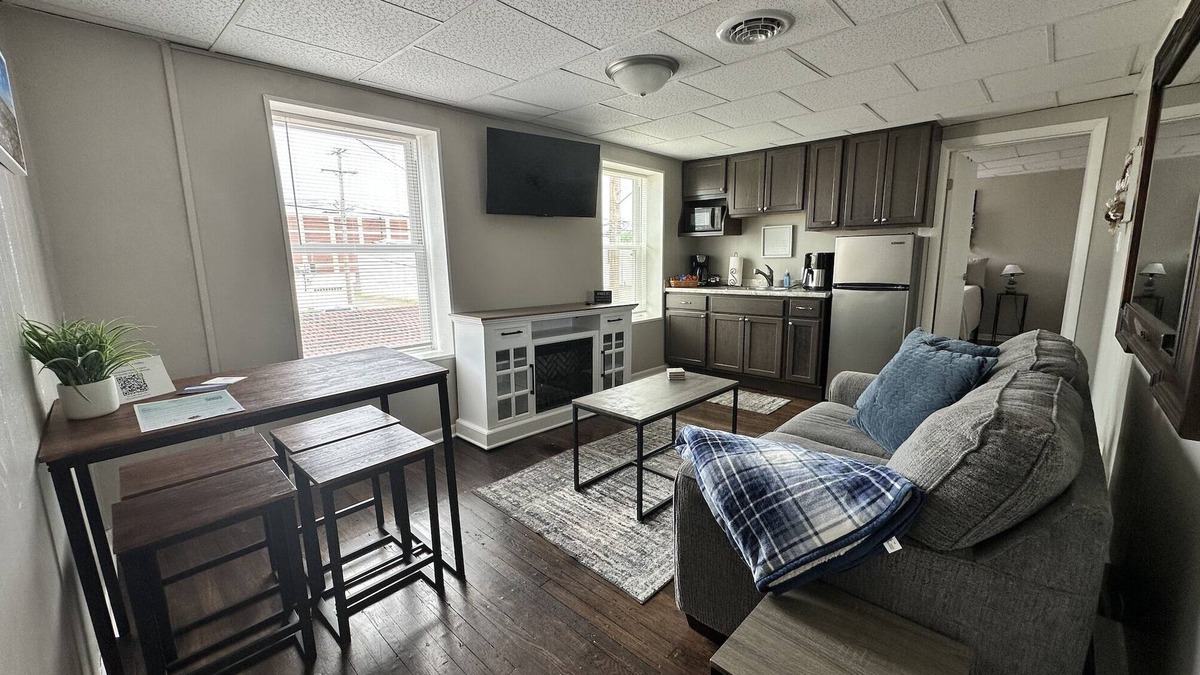 Coshocton Apartment | Newly renovated 2 bdrm apartment in downtown (24)