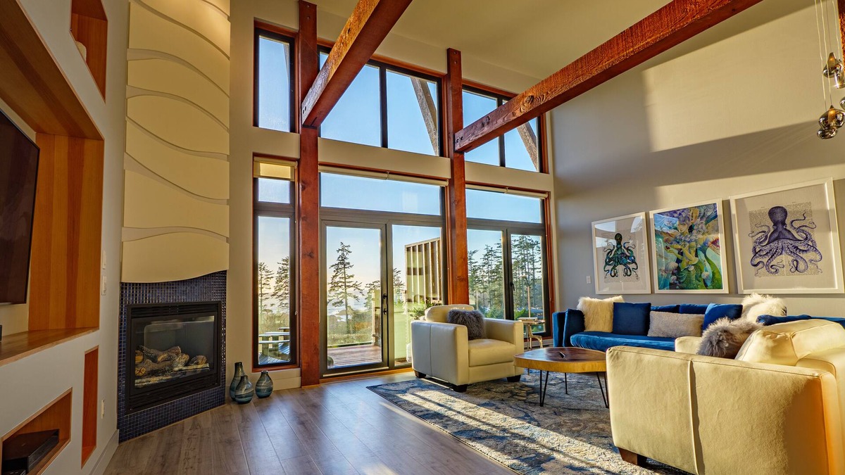 Ucluelet Condo | Newly Renovated 2 Bedroom Condo in The Ridge Ucluelet