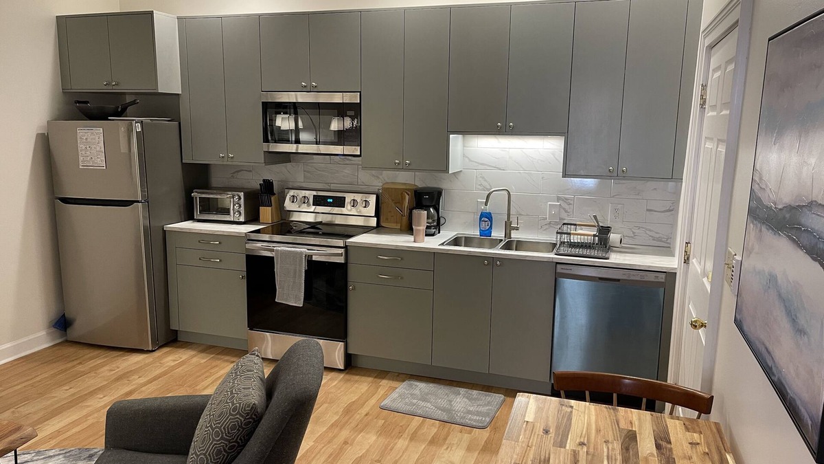 Staunton Apartment | Newly renovated 2BR in downtown Staunton. Apt A