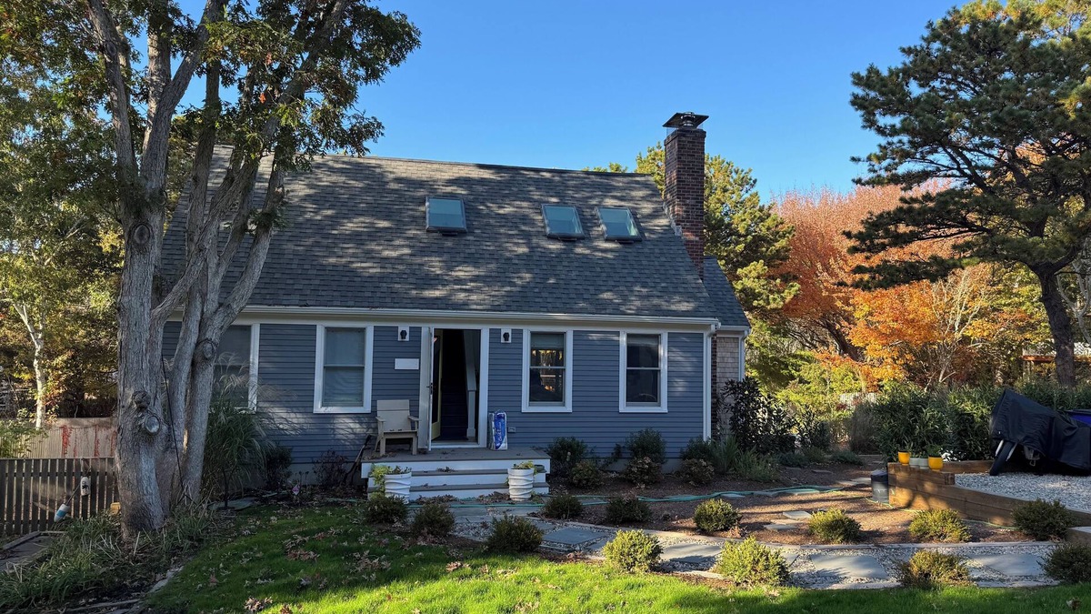 Provincetown House | Newly Renovated 3BR/2BA Home close to the beach in the West End - Sleeps 6!