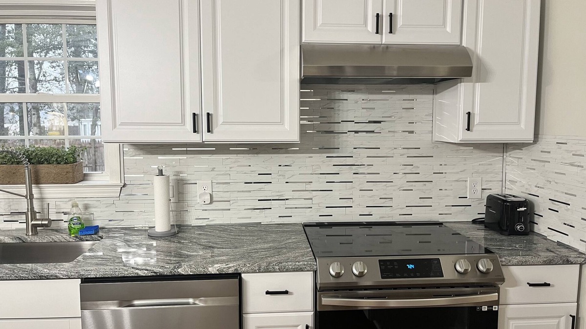 Georgetown House | Newly Renovated 3BR home near Sports at the Beach, Lewes & Tanger Outlets