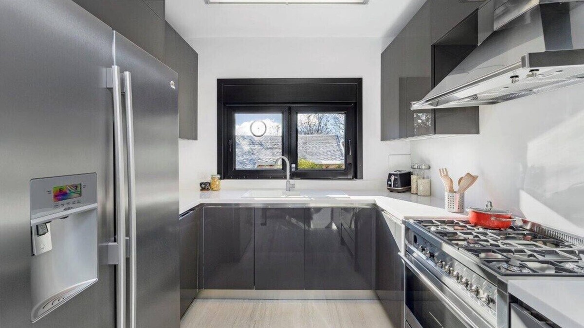 Etiler House | Newly renovated 4 bedroom modern super cozy house located in the heart of Bebek