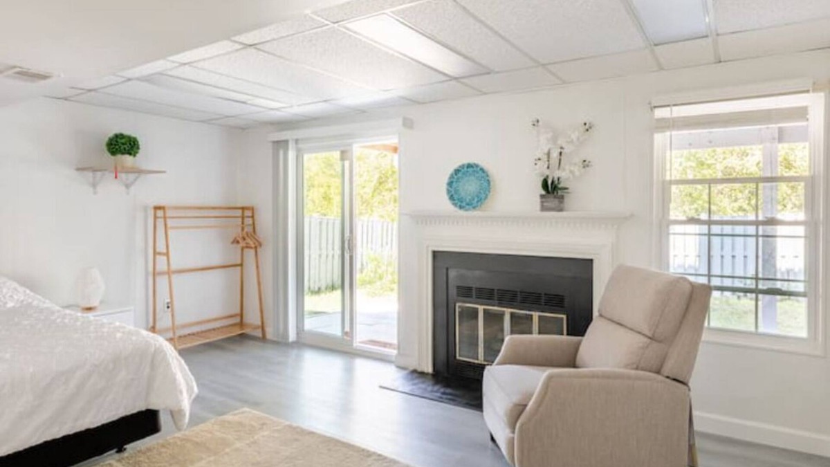 Oak Hill House | Newly Renovated Adorable Private Basement with Bathroom