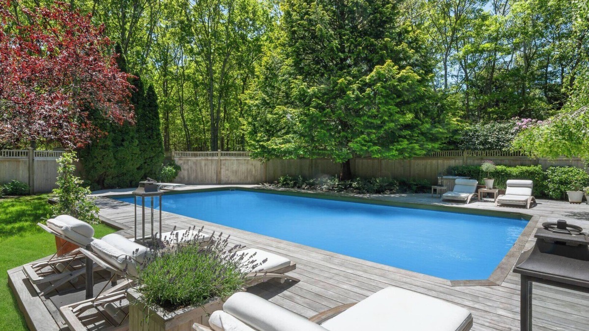 Sagaponack House | Newly renovated and ultra private Sagaponack home, centrally located,.
