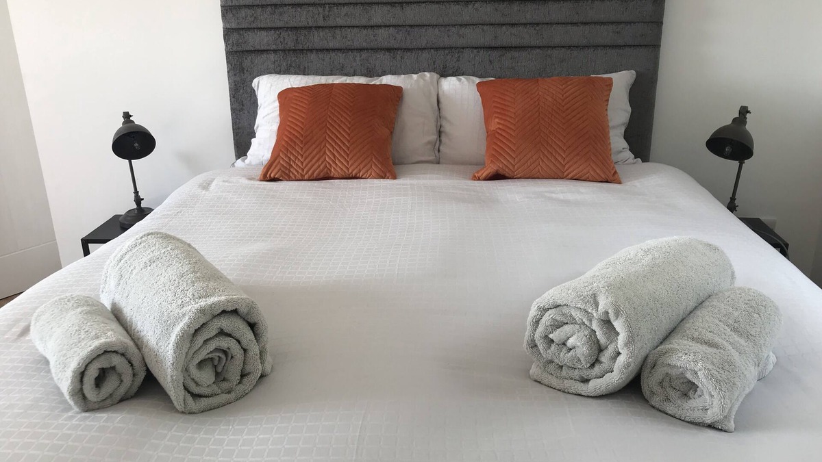 County Waterford Cottage | Newly renovated Cottage at Youghal Bridge