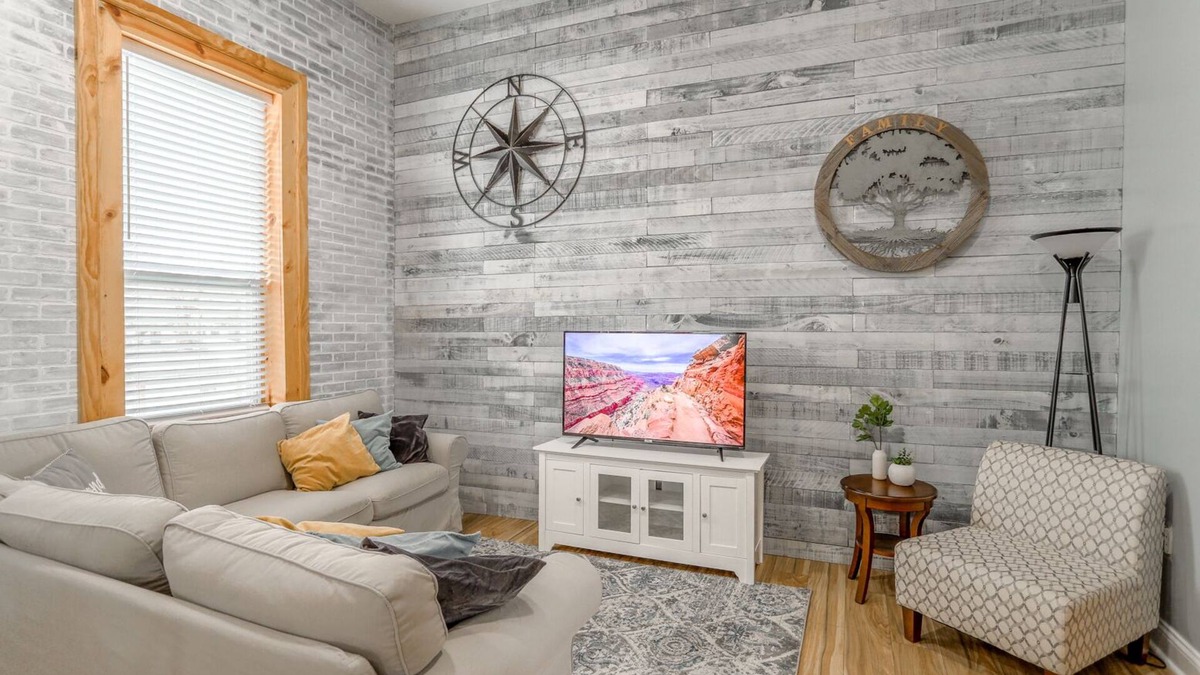Lafayette Apartment | Newly renovated duplex 5 mins from Purdue