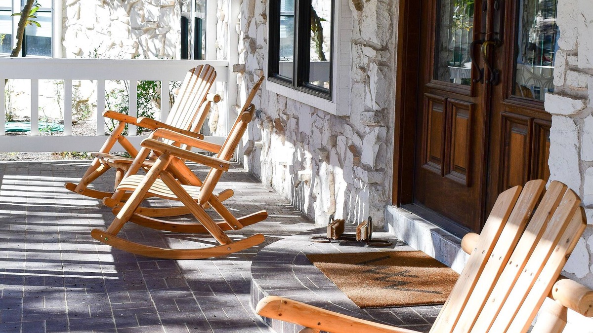 Boerne Other | Newly Renovated Farmhouse on a Working Horse Ranch Near Popular Wedding Venues