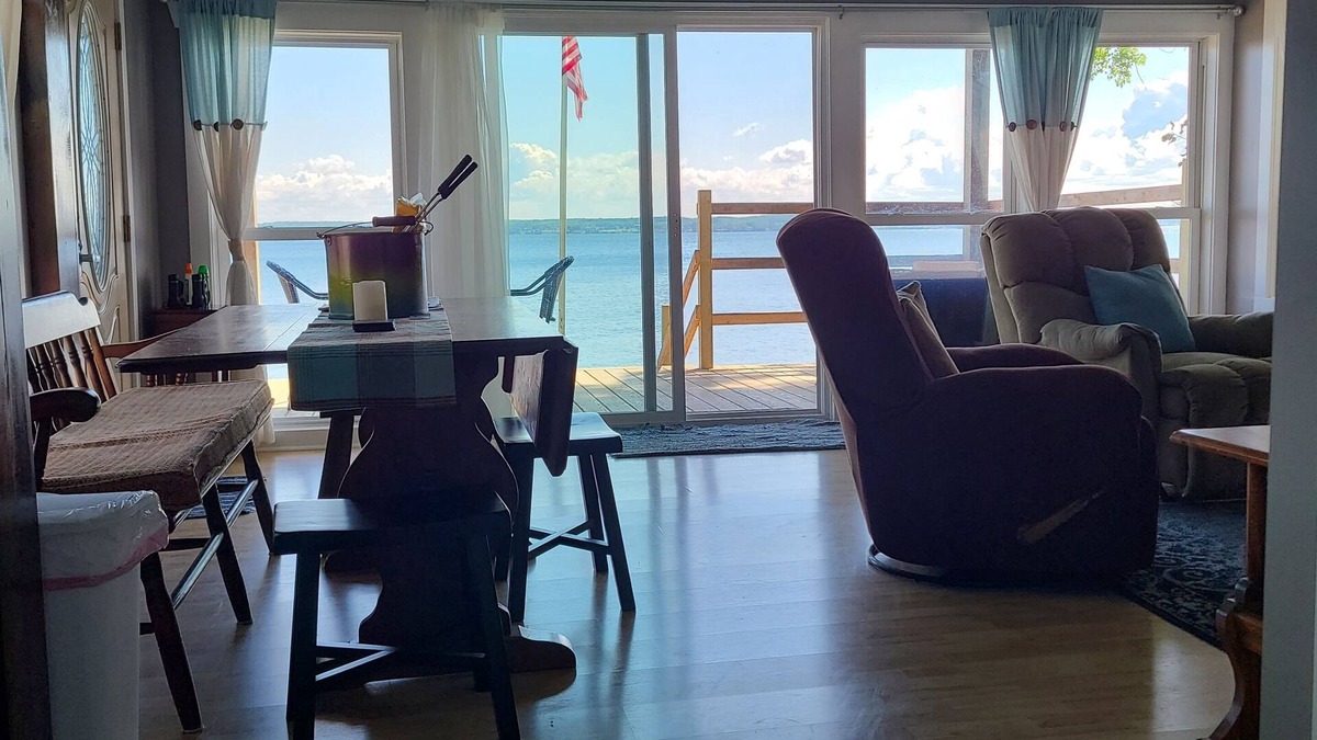Town of Benton Cottage | Newly renovated FOR 2020 VACATION SEASON! No steps, walk to lake!