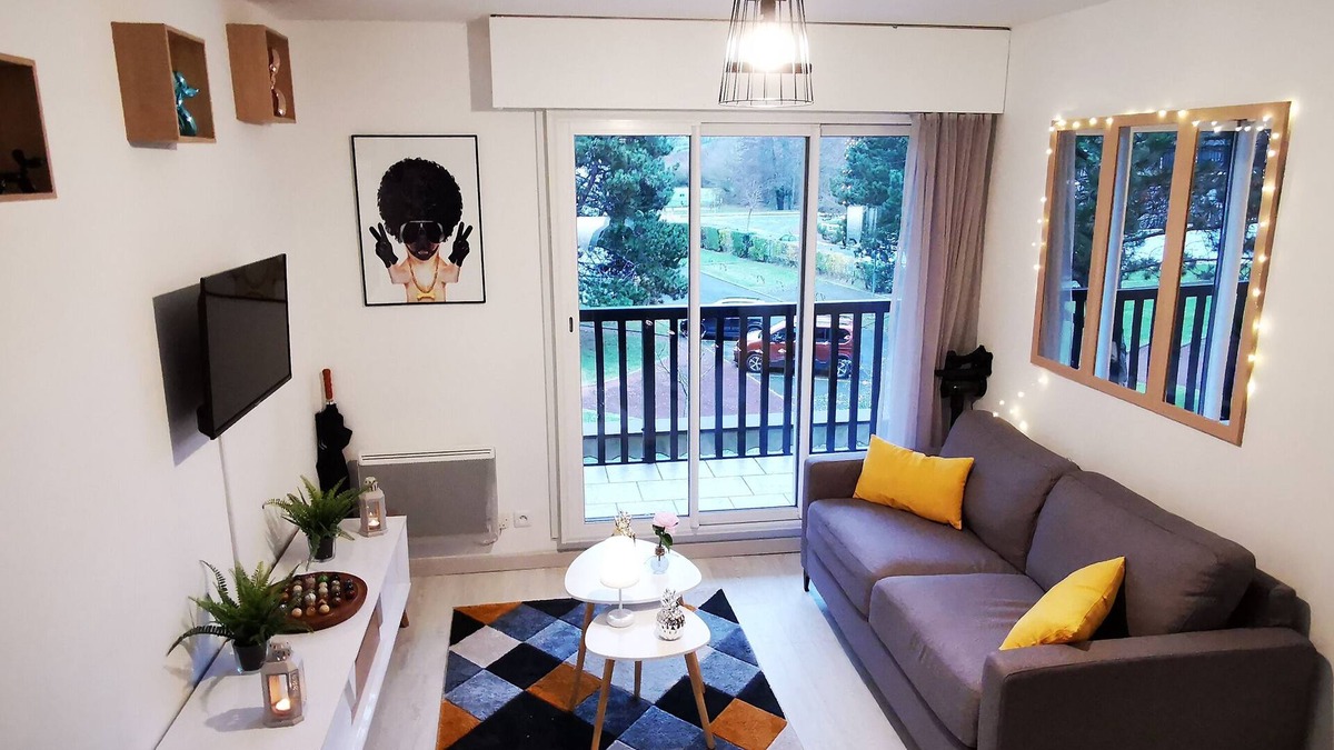 Villers-sur-Mer Apartment | Newly renovated apartment, close to the beach and the Casino. 7mn walk to the beach.
