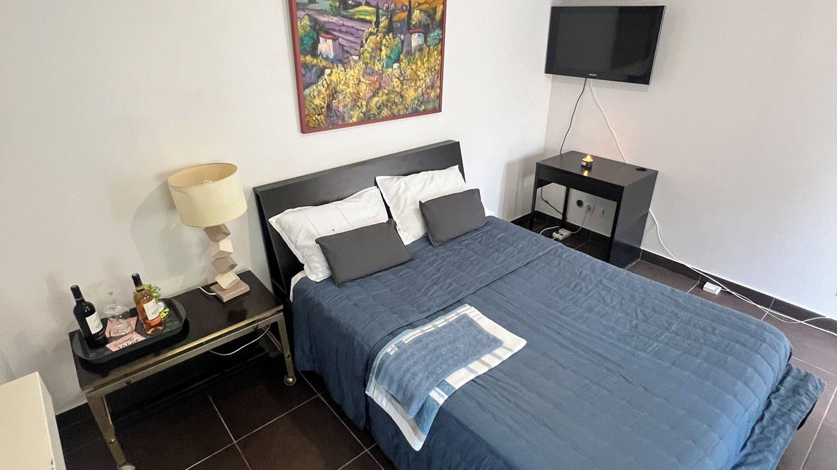 Saint-Brice-sous-Foret Apartment | Newly Renovated Gem: 15 mins train ride to Paris