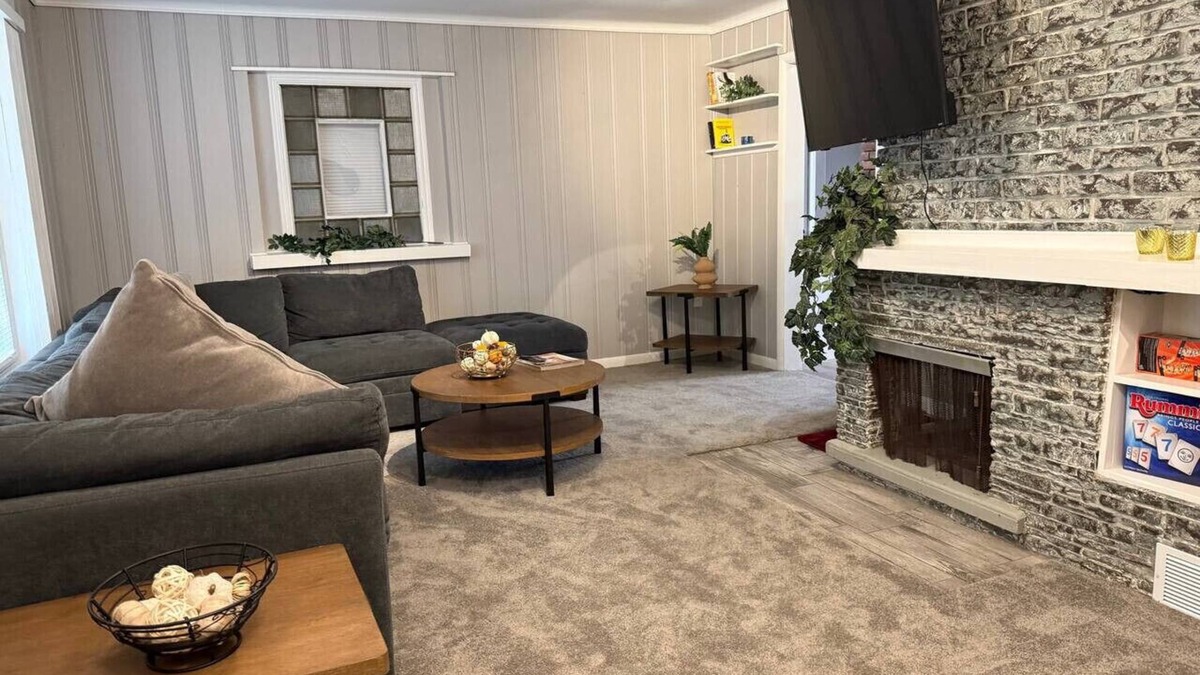 Allen Park House | Newly Renovated Gem Fenced Backyard 2 Full Baths