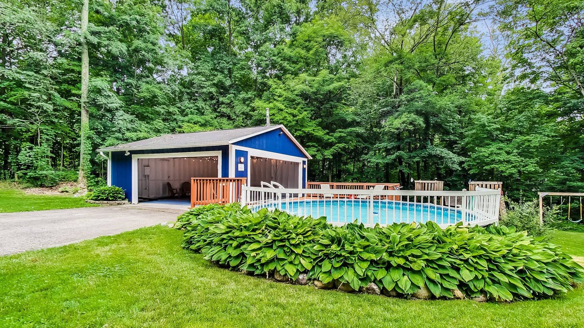 Lake Geneva House | Newly Renovated Geneva Grove - Pool Home, Dog Friendly, Sleeps 8