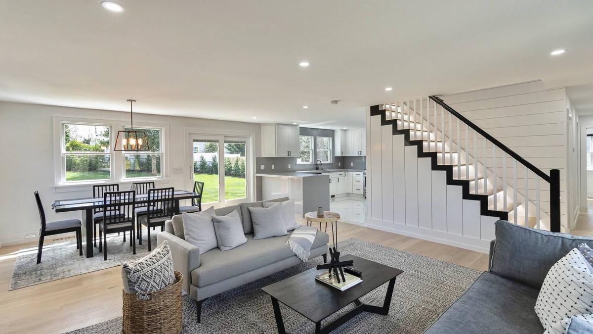 Hampton Bays House | Newly Renovated Hamptons Home Near the Beach