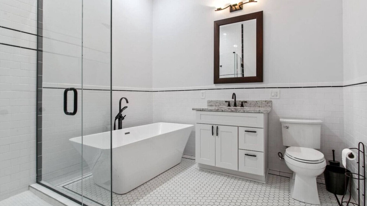 McDonough House | Newly Renovated Home!