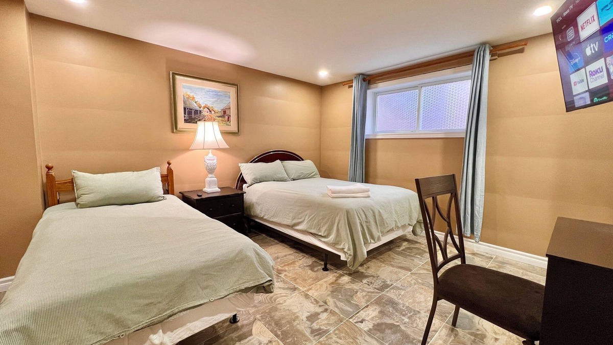 Aurora House | Newly Renovated Home in Central Aurora