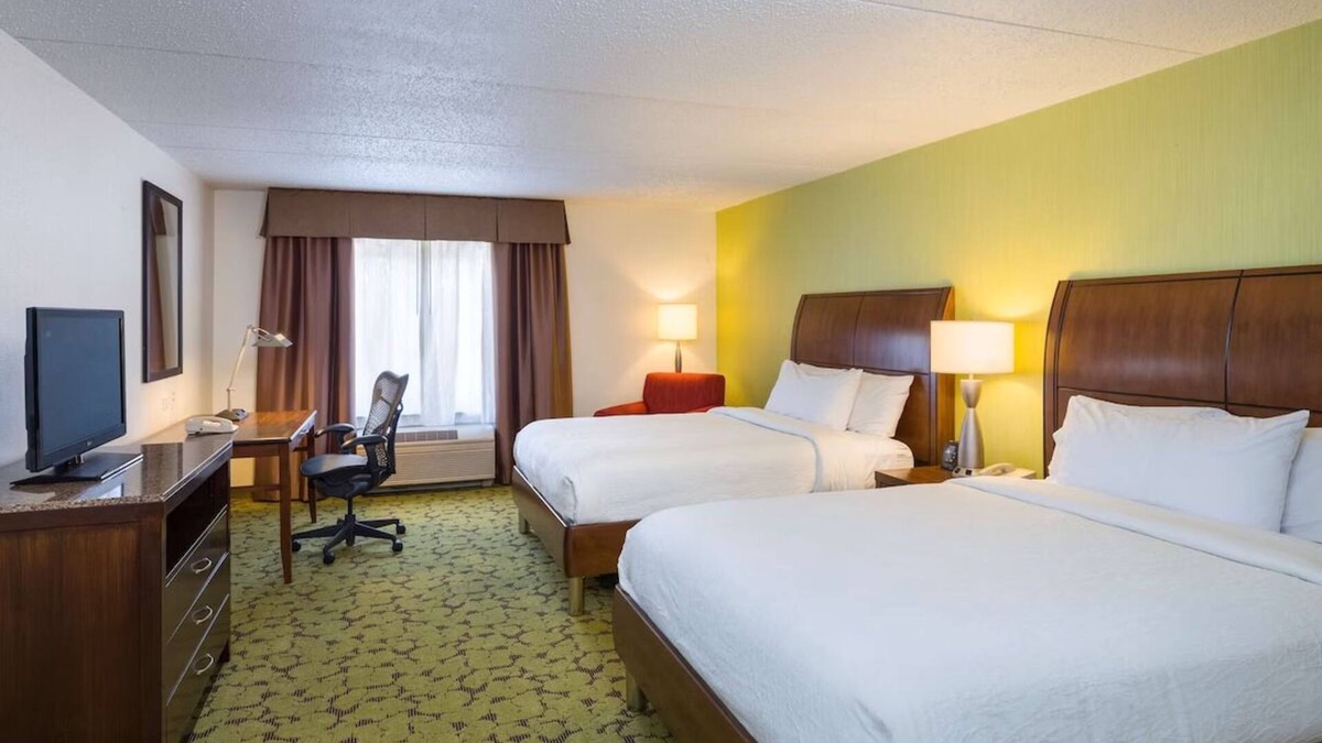 Hopelawn Hotel | Newly Renovated Hotel near Rutgers| Fitness Center & Pool | 4 Units