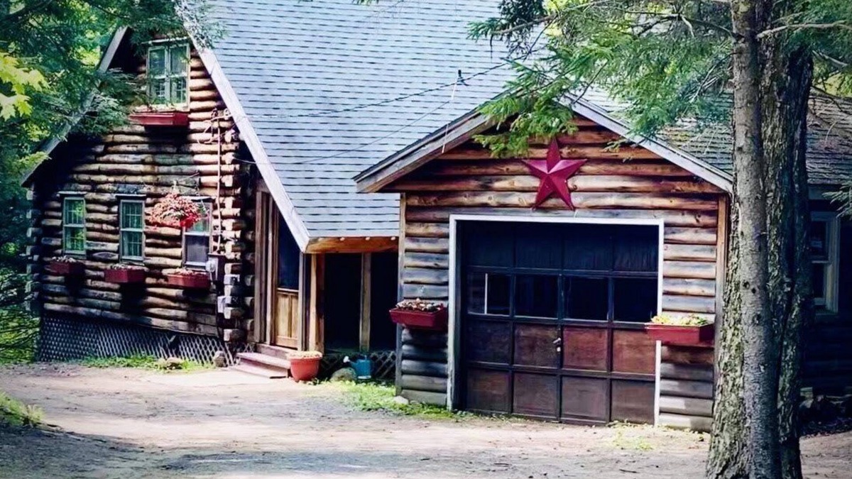 Tupper Lake Cabin | Newly renovated kitchen and baths!