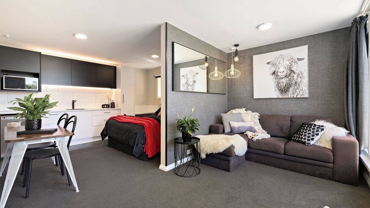Queenstown Ski Chalet | Newly Renovated Luxurious Chalet- 41B Lomond Cres