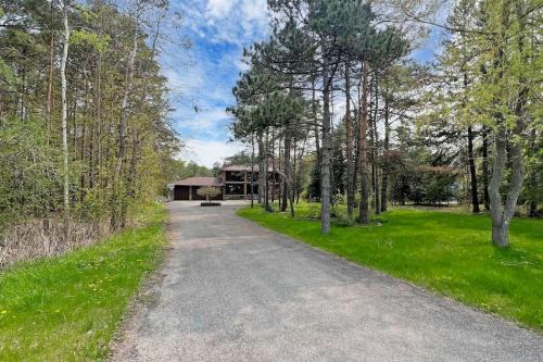 Whitchurch-Stouffville Villa | Newly renovated luxury villa in Stouffville, ON