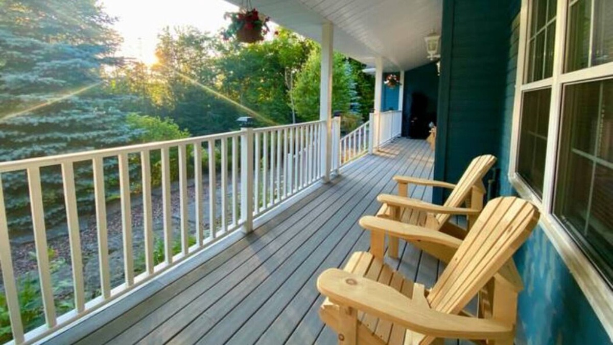 Minden Other | NEWLY RENOVATED Luxurious Getaway In The Hills