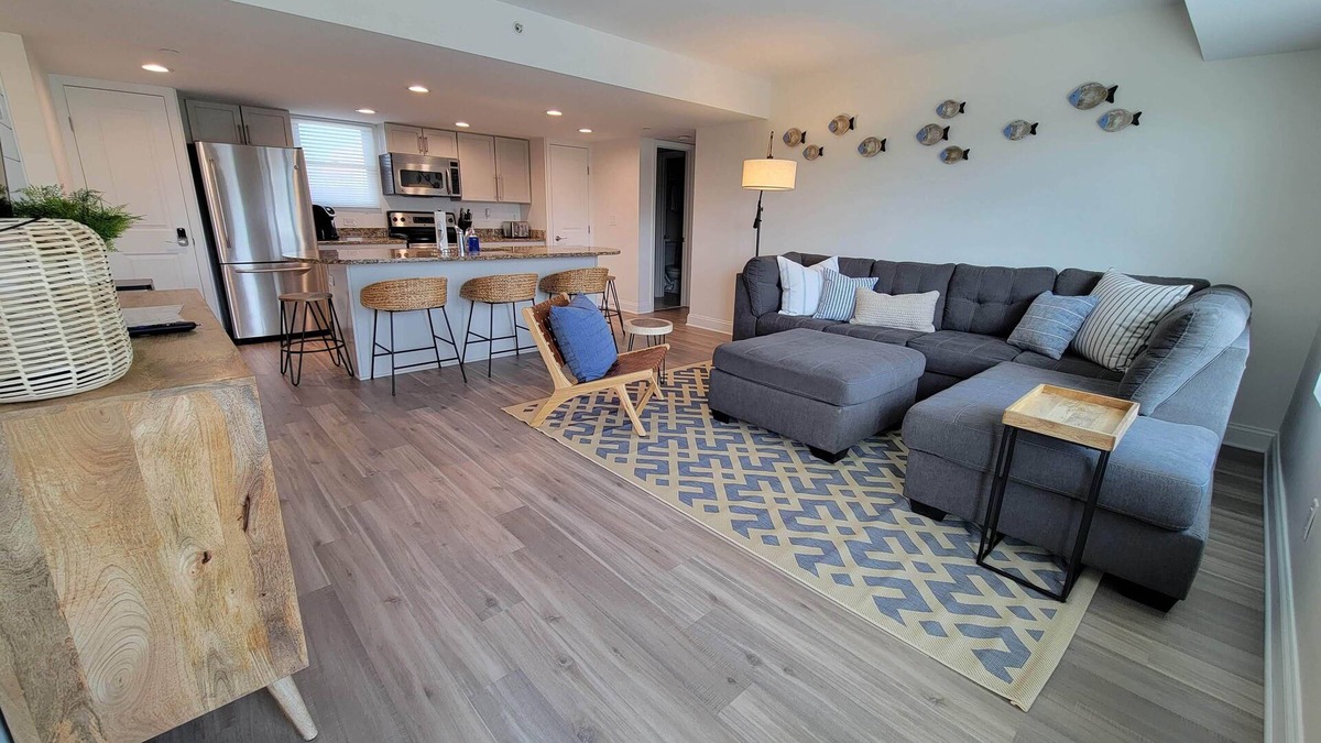 Dewey Beach Condo | Newly Renovated Modern 2 Bed/2 Bath Condo w/Pool 1 Block to Beach