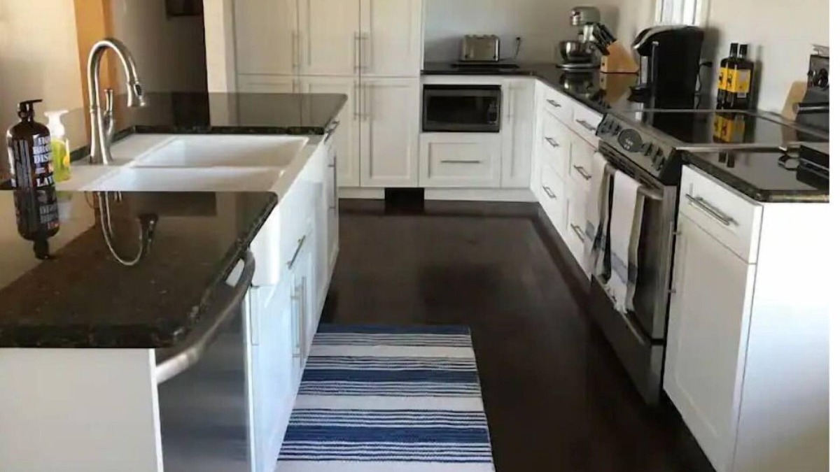 L'Amable Cottage | Newly Renovated Modern Cottage