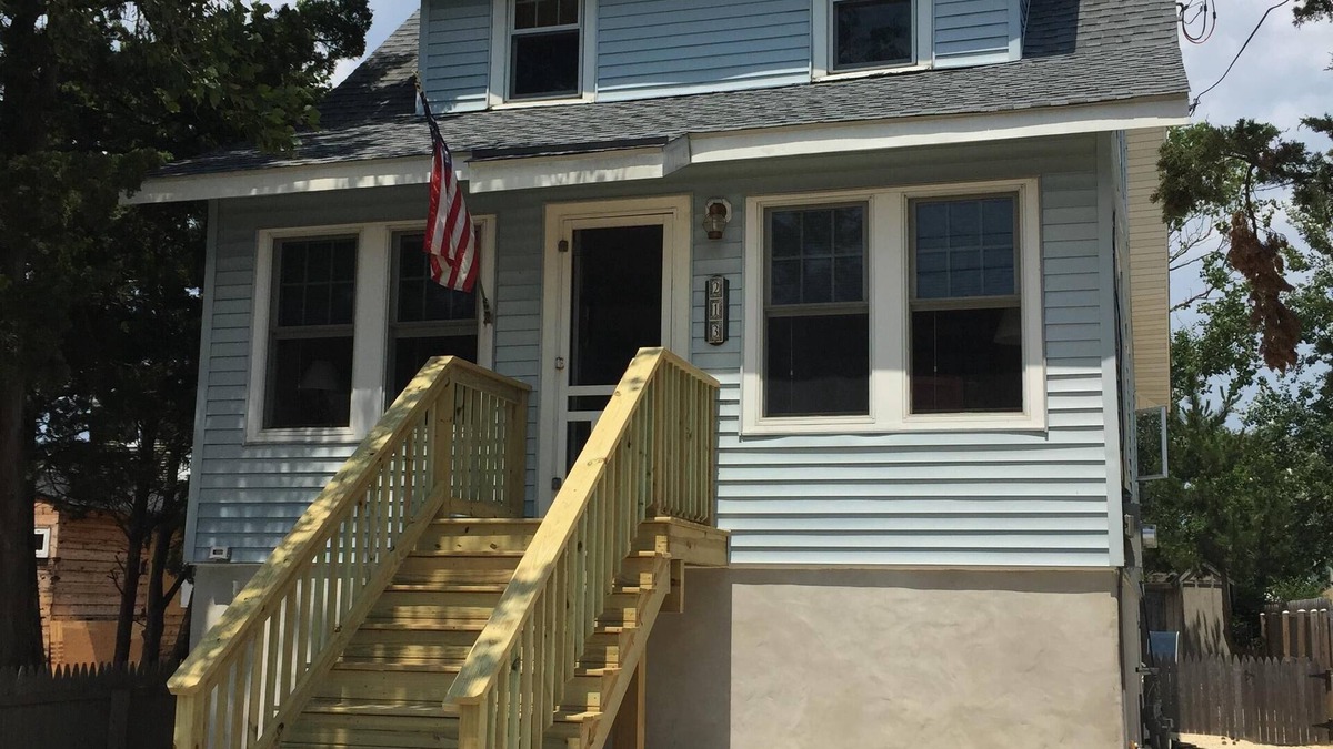Ship Bottom House | NEWLY RENOVATED! New England Style with LBI Charm
