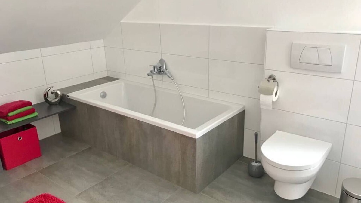 Mutlangen Apartment | Newly renovated & newly furnished Dachgeschosswohung