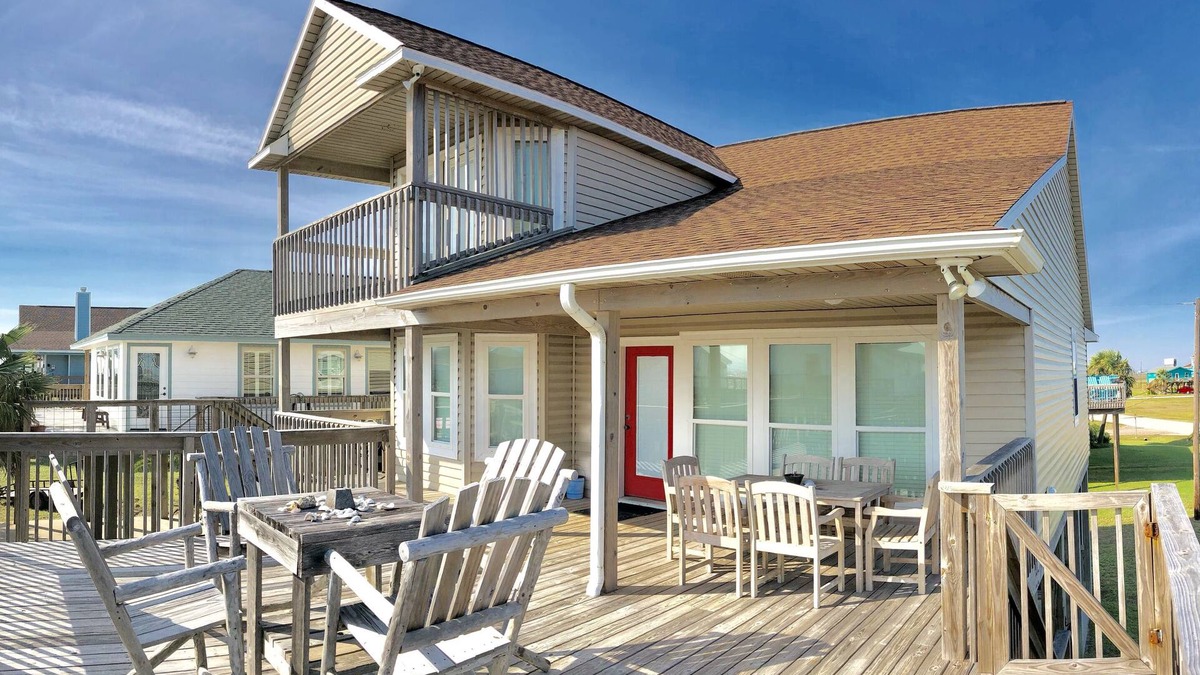 San Luis House | Newly renovated- Panoramic Ocean Views Seconds to the Beach - Sandy Feet Retreat