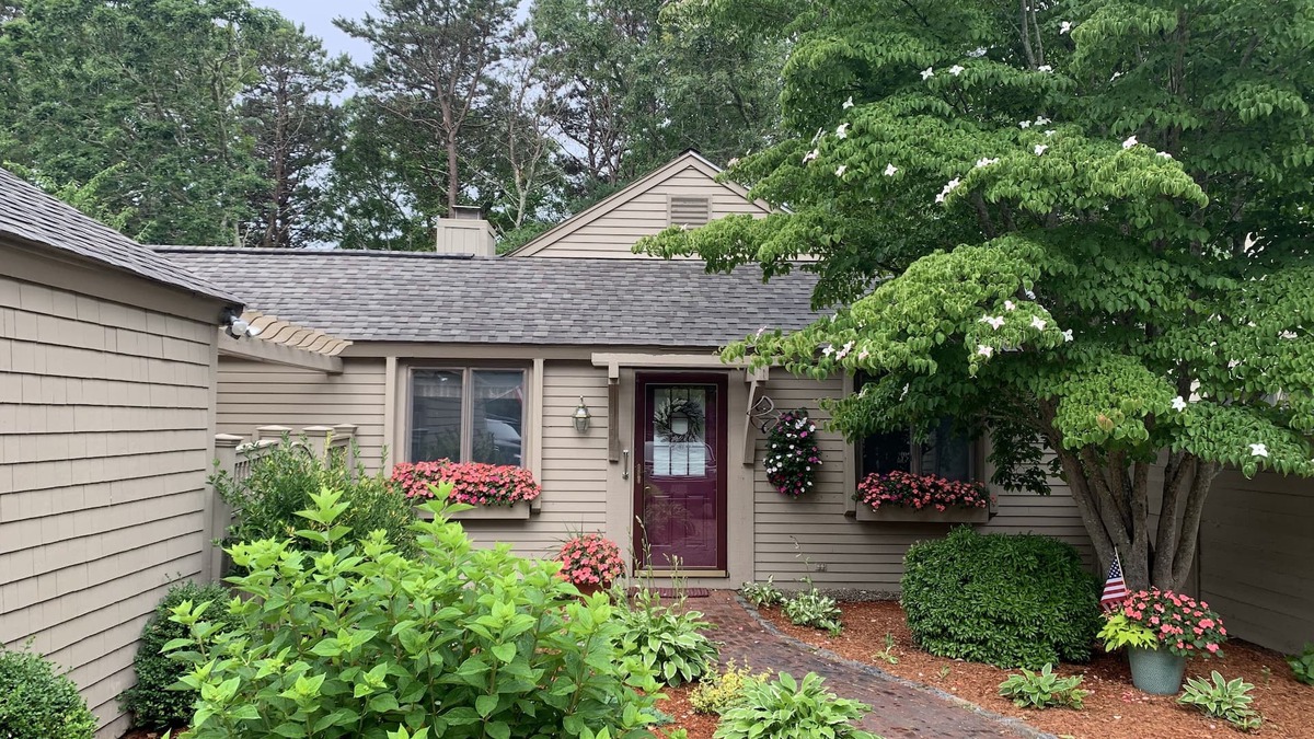 Mews Village House | Newly Renovated Patio Home with Pool on the Golf Course in New Seabury!