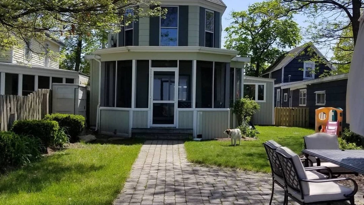 Sylvan Beach House | Newly Renovated Private Beach Front Property In Heart of Sylvan Beach!