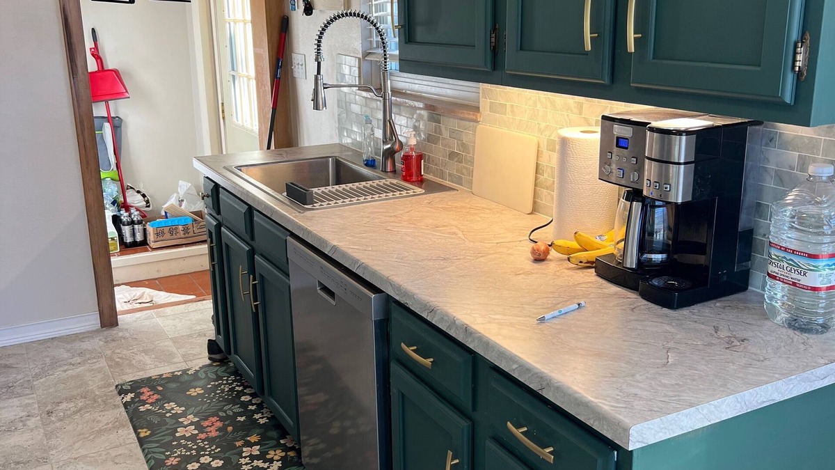 Midland House | Newly renovated Quiet neighborhood 4 bedroom 2 bath house in delightful Midland