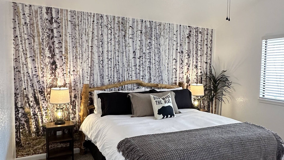 West Westminster House | Newly Renovated Rocky Mountain Vibe home