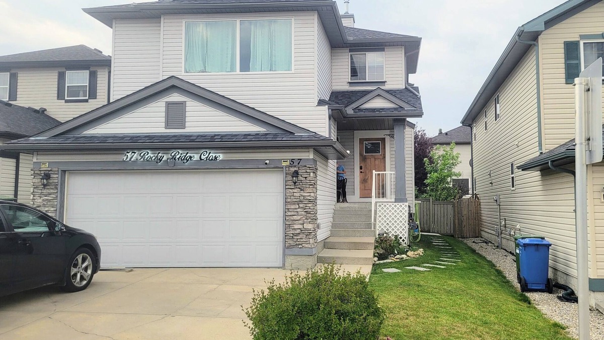 Northwest Calgary House | Newly renovated Rocky Ridge Ranch
